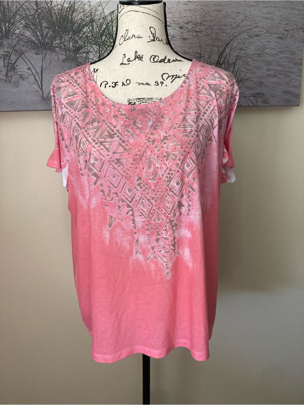 Chico's pink Aztec artsy rhinestone short sleeve scoop neck top, size 3 (XL)